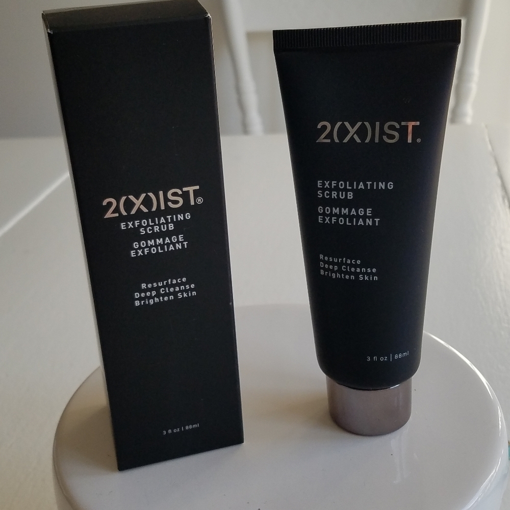 NIB 2(X)IST Men's Exfoliating Scrub 3Fl oz